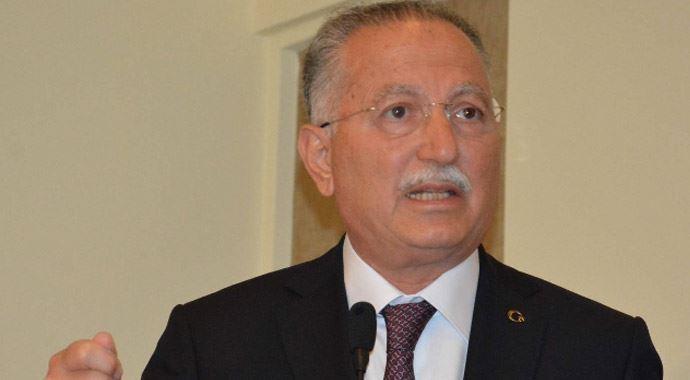 İhsanoğlu'na 'Mısır'da yapılan darbe değil miydi?' sorusu