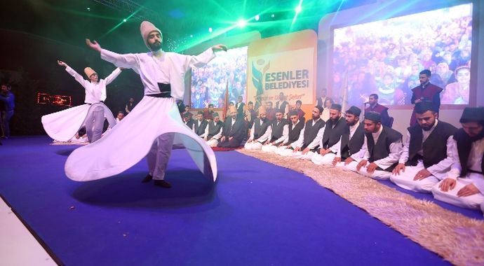Büyüleyen sema