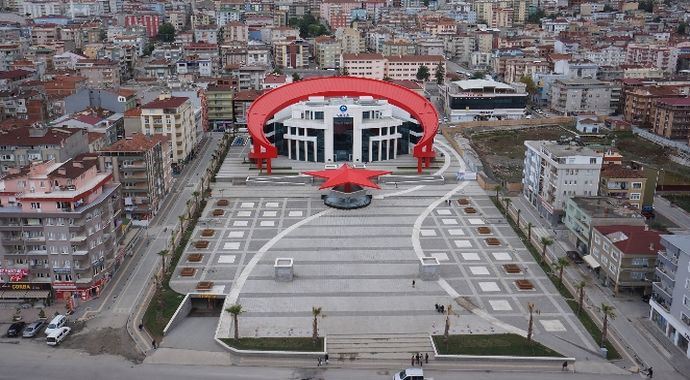 Erdoğan, Adnan Menderes Demokrasi Meydanı'nı açacak