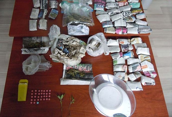 Altı ayda 84 kilogram ''bonzai'' ele geçirildi