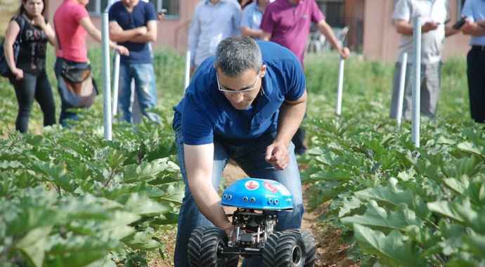Robot çiftçiler geliyor