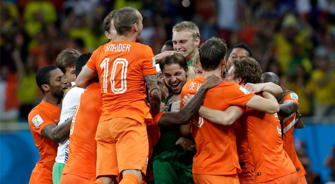Hollanda'dan tarih yazan değişiklik! Son 4'e "Krul"du