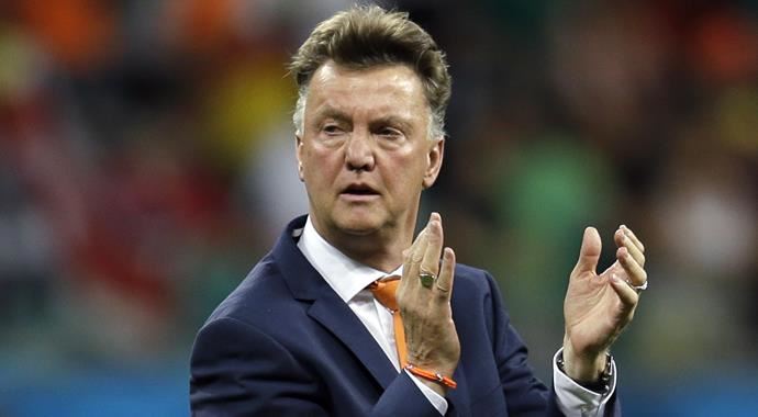 Van Gaal'den kazandıran hamle