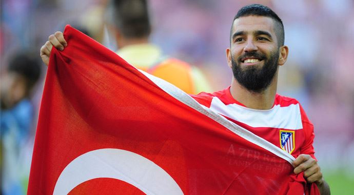 Arda Turan: '15 dakikalık ısınmamı Yasin suresiyle yapıyorum'