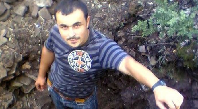 20 gün önce ölen babasının acısına dayanamadı kendini astı 20 gün önce ölen babasının acısına dayanamadı kendini astı