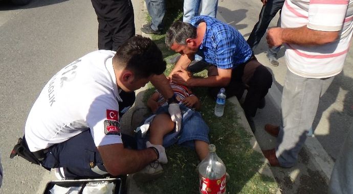 Öğrenci servisi kaza yaptı: 7 yaralı Öğrenci servisi kaza yaptı: 7 yaralı