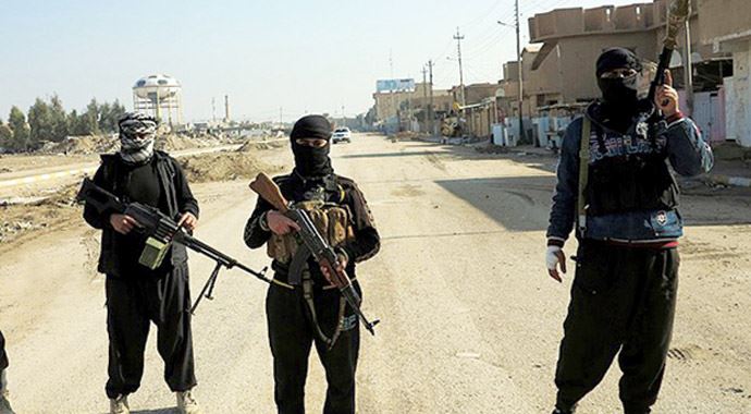 IŞİD, Sünni Türkmen aşiretlerle çatışıyor IŞİD, Sünni Türkmen aşiretlerle çatışıyor