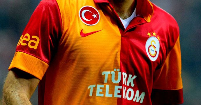 Galatasaray'da bir transfer daha! 4 yıllık imza Galatasaray'da bir transfer daha! 4 yıllık imza