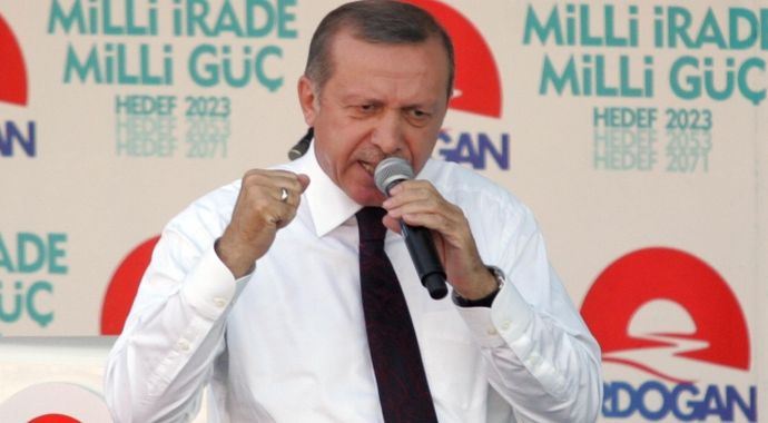 Erdoğan'dan çatı adaya eleştiri
