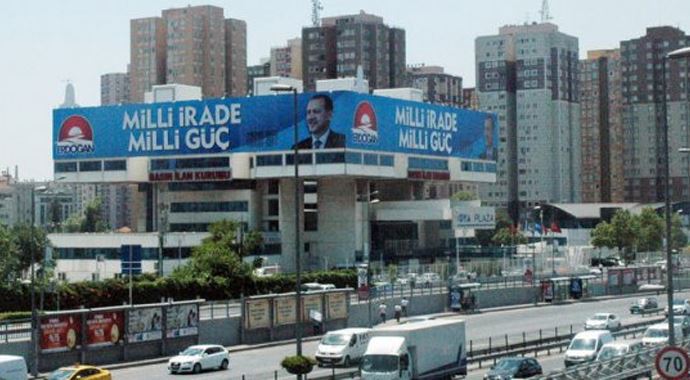 CHP, Erdoğan afişi için harekete geçti CHP, Erdoğan afişi için harekete geçti