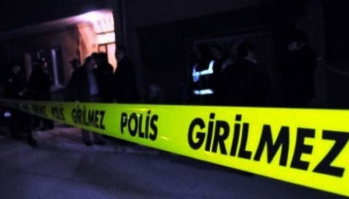 Arkadaşını şemsiye ile öldürdü! Arkadaşını şemsiye ile öldürdü!