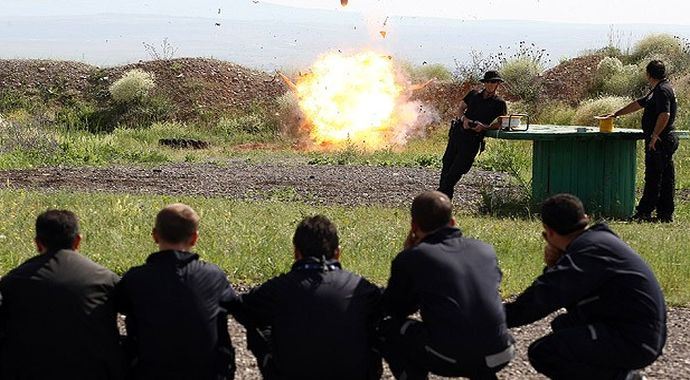 Savaş muhabirliği 4. dönem eğitimi eylülde başlıyor Savaş muhabirliği 4. dönem eğitimi eylülde başlıyor