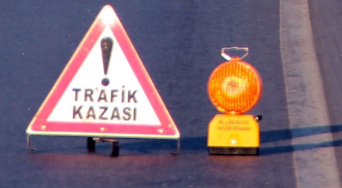 İstanbul Maslak'da korkunç kaza: 9 yaralı İstanbul Maslak'da korkunç kaza: 9 yaralı