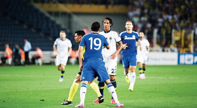 'Acımasız Alves Costa'ya saldırdı!' 'Acımasız Alves Costa'ya saldırdı!'