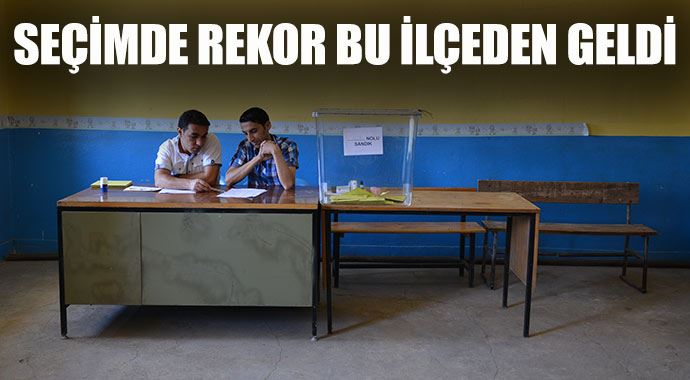 Bu ilçede oy verme işlemi 3 saatte bitti Bu ilçede oy verme işlemi 3 saatte bitti
