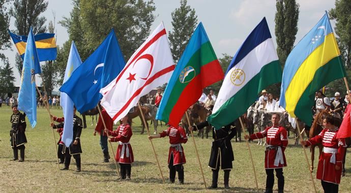 4. Hun-Türk Turan Kurultayı Macaristan'da başladı 4. Hun-Türk Turan Kurultayı Macaristan'da başladı
