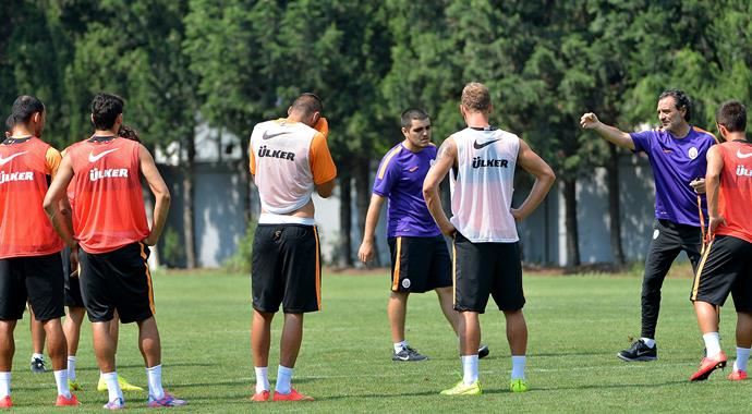 Galatasaray'da hazırlıklara devam Galatasaray'da hazırlıklara devam