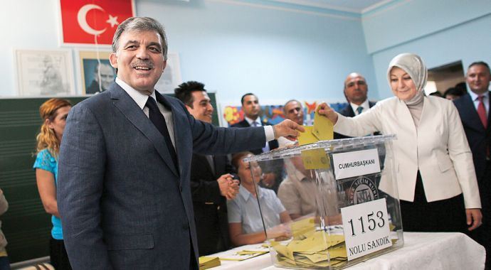 Halefi için sandık başına gitti