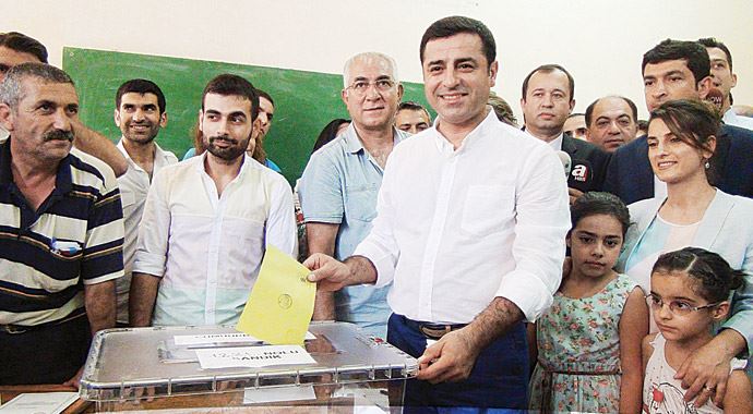 Selahattin Demirtaş: &#039;Anamuhalefet artık biziz&#039;