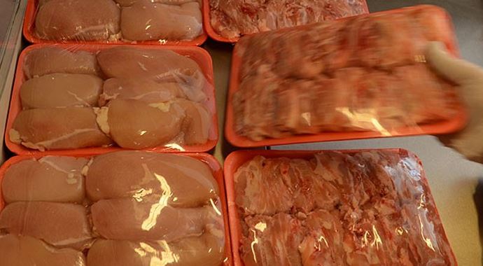 Tavuk eti fiyatı "kanatlandı" Tavuk eti fiyatı "kanatlandı"