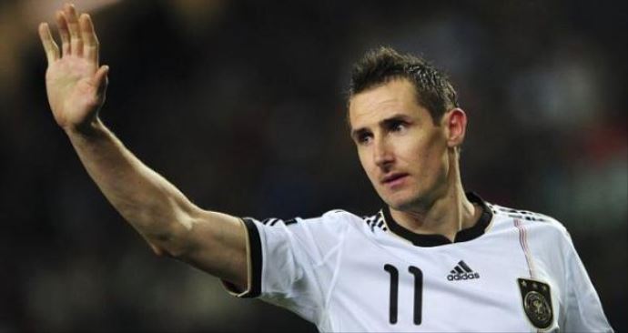 Miroslav Klose, Almanya'daki Milli Takım kariyerini bitirdi