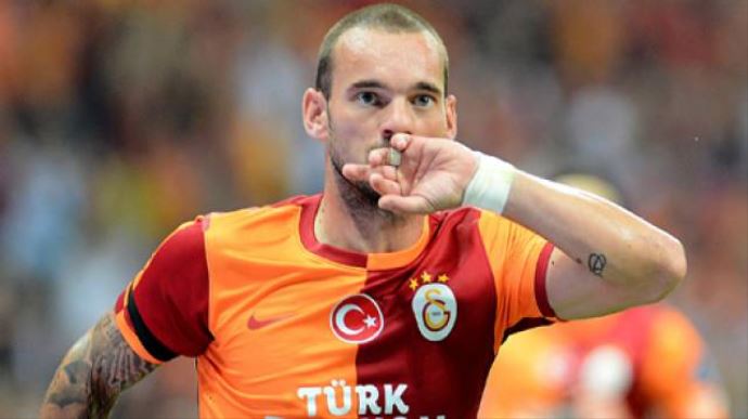 Galatasaray'da Sneijder krizi Galatasaray'da Sneijder krizi