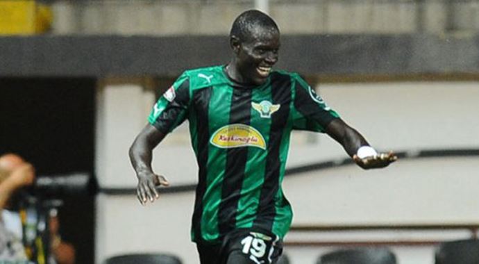 Niasse'den eski takıma veda mesajı Niasse'den eski takıma veda mesajı