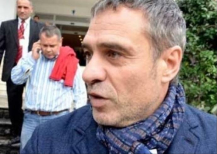 Ersun Yanal sessiz sedasız İstanbul'dan ayrıldı!