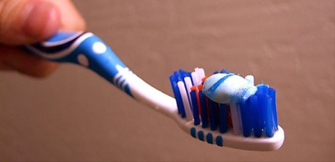 Ünlü diş macunu markasıyla ilgili ağır iddia! Ünlü diş macunu markasıyla ilgili ağır iddia!