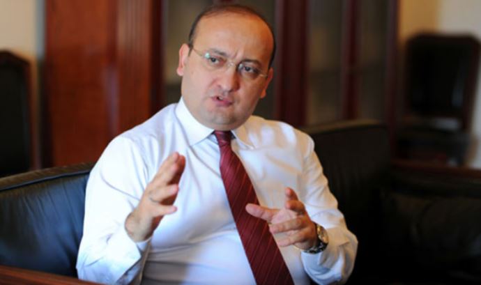 Yalçın Akdoğan&#039;dan kritik açıklamalar