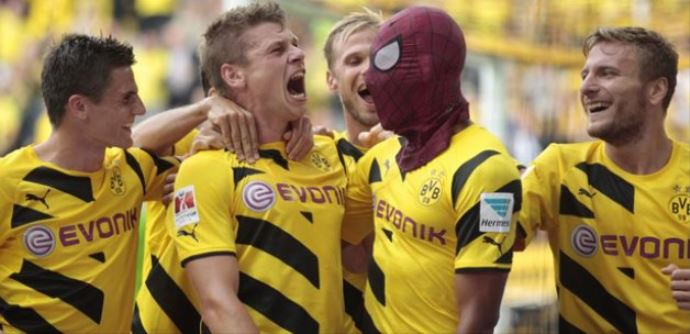 Dortmund Bayern'i yıktı geçti! Dortmund Bayern'i yıktı geçti!