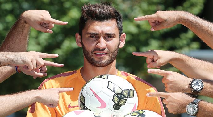 Veysel Sarı, Aziz Yıldırım'a göndermede bulundu: Yanal çok iyi hoca