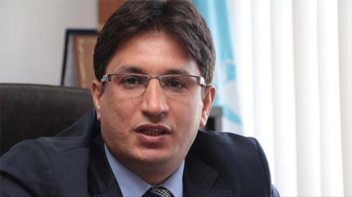 AK Parti için istifa etti AK Parti için istifa etti