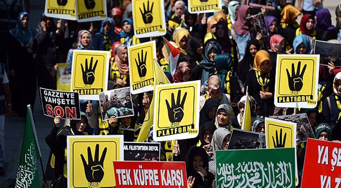 Türkiye, Mısır'daki katliamı unutmadı Türkiye, Mısır'daki katliamı unutmadı