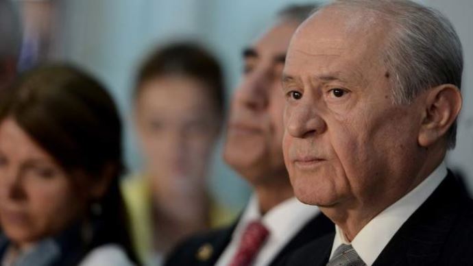 Ülkücülerden Bahçeli'ye 'kurultay' çağrısı Ülkücülerden Bahçeli'ye 'kurultay' çağrısı