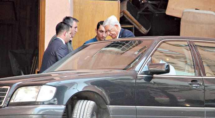 'Misyonerleri aşırı sağ faaliyet diye izledik' 'Misyonerleri aşırı sağ faaliyet diye izledik'