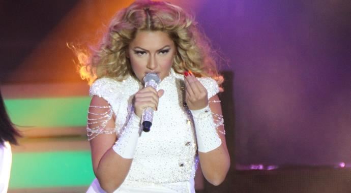 Hadise hayranlarını coşturdu