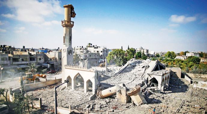 İSrail kampı vurdu, çocuk katline devam İSrail kampı vurdu, çocuk katline devam