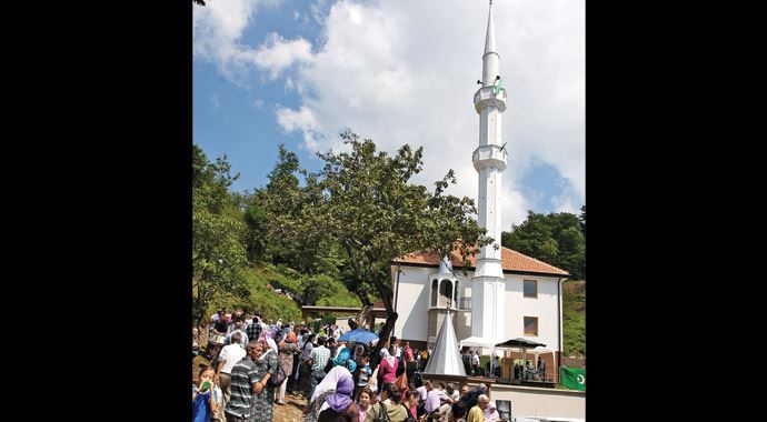 Sırpların yıktığı tarihî cami yeniden ayakta