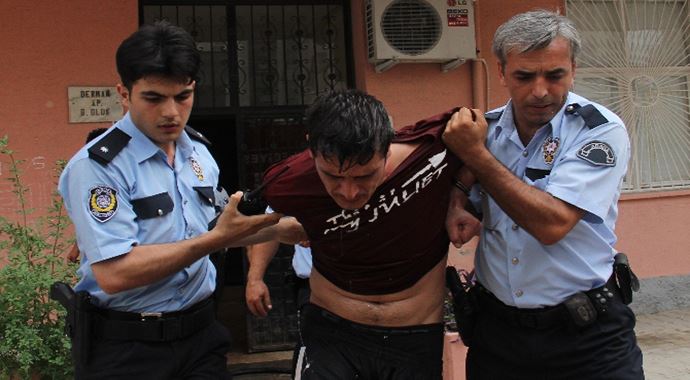 Uyuşturucu bağımlısından polise tüplü tuzak