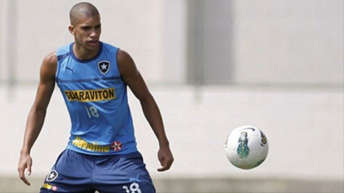 Geleceğin Thiago Silva&#039;sı G.Saray&#039;a doğru