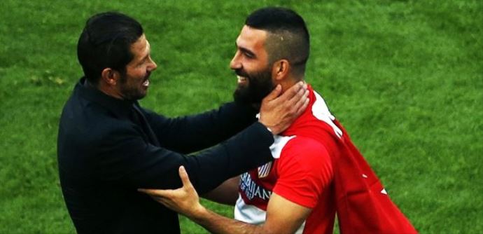 Arda Turan transferi hakkında açıklama Simone'dan geldi! Arda Turan transferi hakkında açıklama Simone'dan geldi!