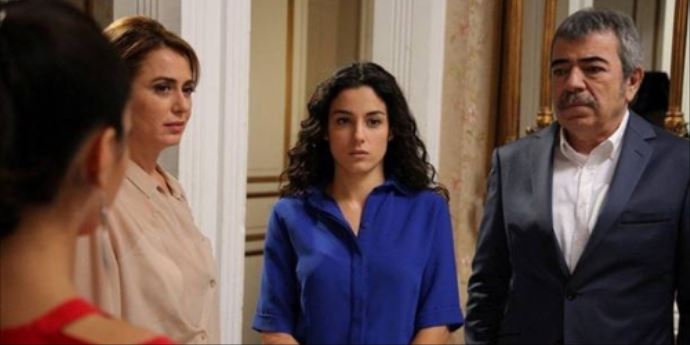Bugünün Saraylısı dizisinde şaşırtan ayrılık! Bugünün Saraylısı dizisinde şaşırtan ayrılık!