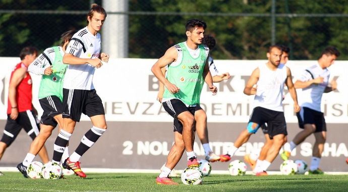 Beşiktaş, Feyenoord&#039;a hazırlanıyor