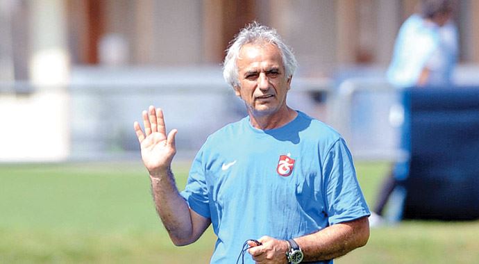 Halilhodzic 15 futbolcunun biletini kesti! İşte o isimler