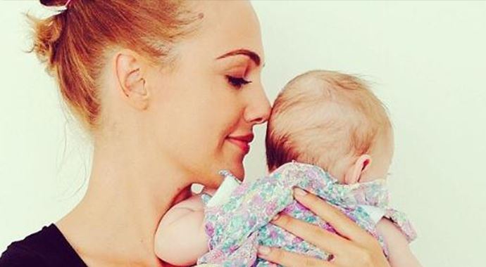 Meryem Uzerli, Güzin ablaya özendi