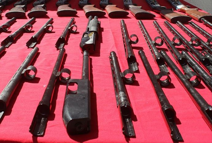 İspanya İsrail'e silah satışını durdurdu İspanya İsrail'e silah satışını durdurdu