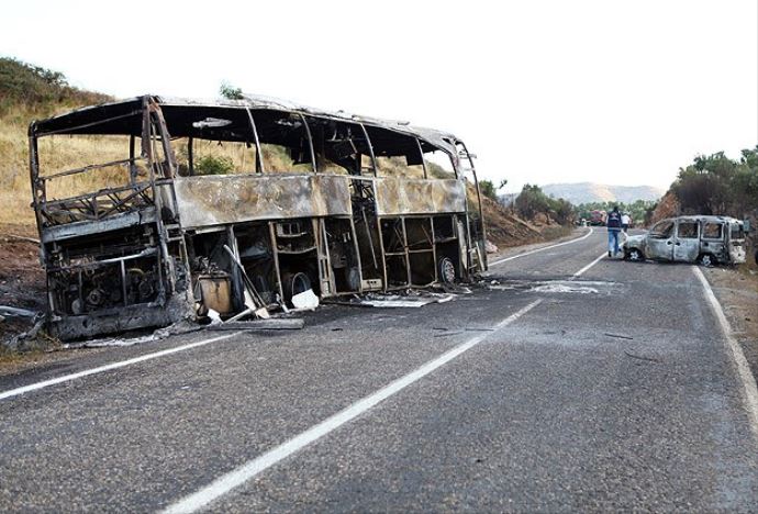 Diyarbakır'daki tanker patlamasında ölü sayısı 31 oldu Diyarbakır'daki tanker patlamasında ölü sayısı 31 oldu
