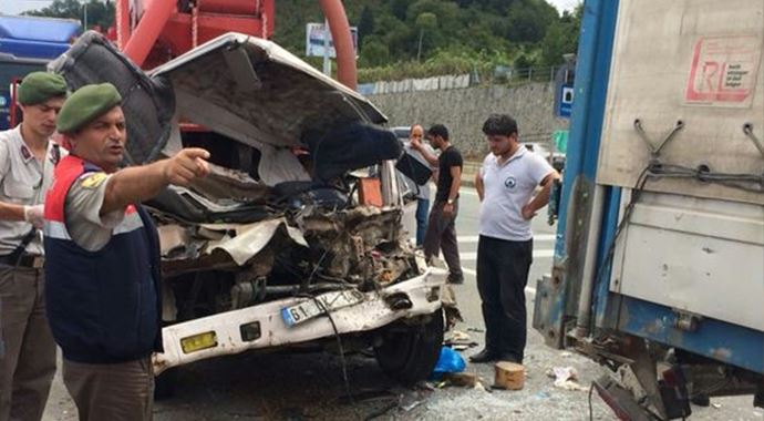 Trabzon'da feci kaza: 2 ölü