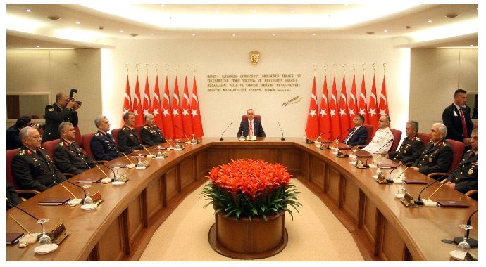 YAŞ kararları Resmi Gazete'de YAŞ kararları Resmi Gazete'de